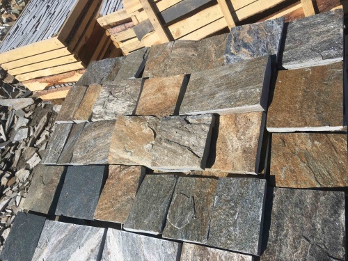 Плитка пилёная златолит Уральский для цоколя, отмостки купить в Салавате