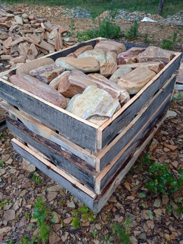 Златолит жёлтый, жёлто-зелёный глыбки и валуны для ланшафтного дизайна купить в Салавате