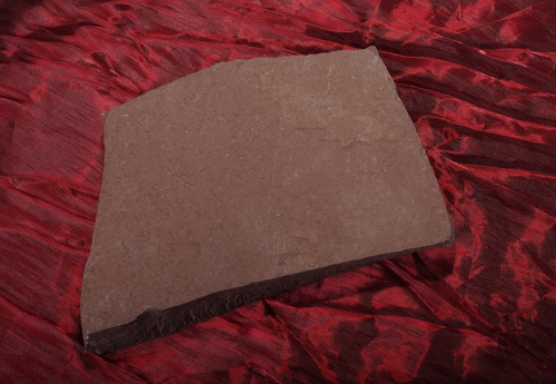 Плитняк лемезит бордовый для цоколя 1,5-2 см купить в Салавате