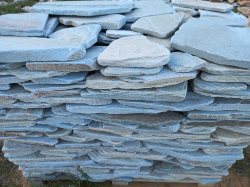 Плитняк златолит зелёный галтованный для цоколя купить в Салавате