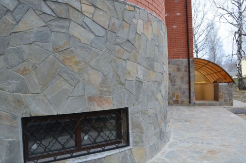 Плитняк златолит Уральский для цоколя, отмостки купить в Салавате